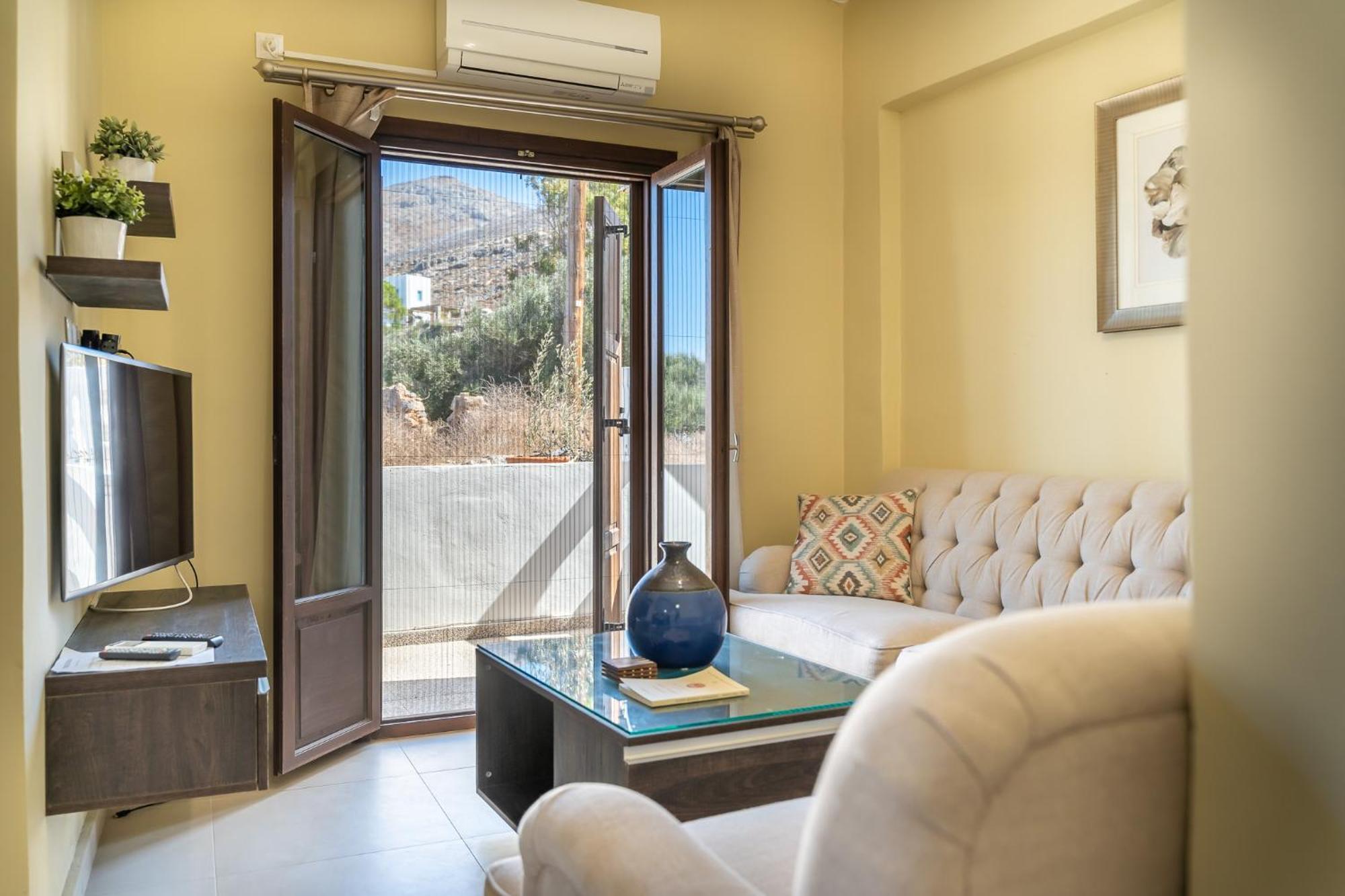 Theoxenia Kasos Luxury Apartments Panagia  Exterior photo